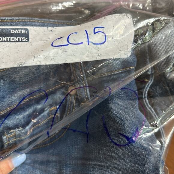 Kancan High Rise Medium Stone Wash Denim Shorts Size Medium M Stretch Casual - Picture 10 of 10